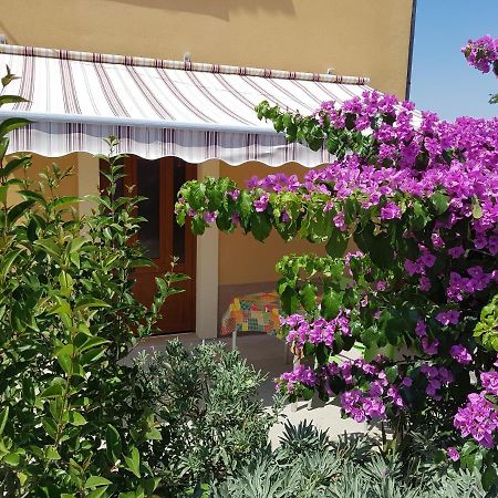Apartman Mi Нерезине Екстериор снимка
